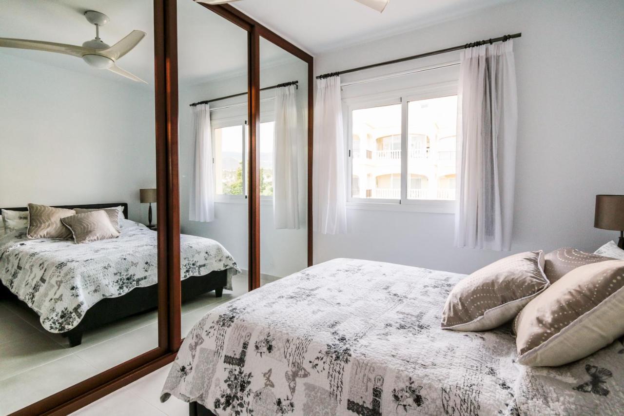 Golf View Apartment - Stunning Ocean View Golf Del Sur San Miguel de Abona Exterior foto